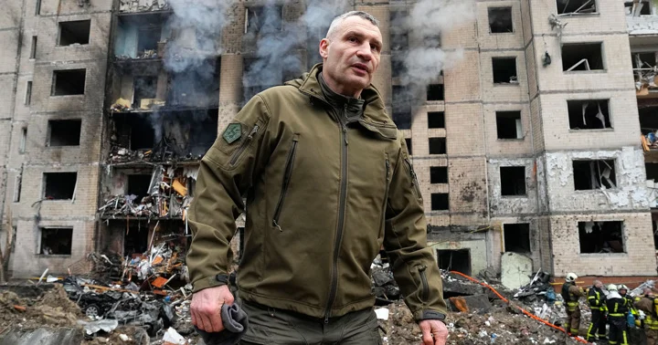 Кличко призвал жителей Киева запастись продуктами и лекарствами