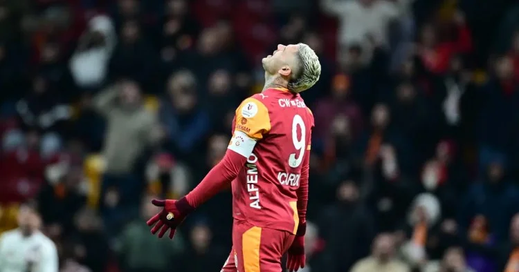 Qalatasaray ın hücumçusu Yuventus a keçməyə çox yaxındır 1.5 illik müqavilə