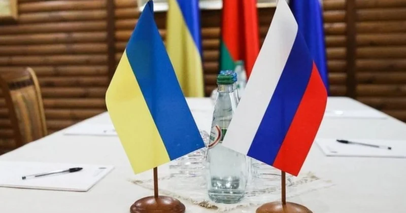 Ukrayna danışıqları TƏXİRƏ DÜŞDÜ