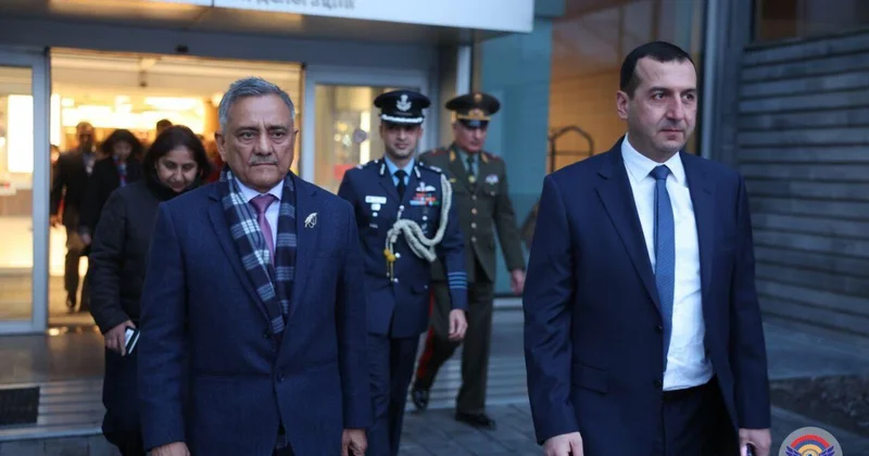 Начальник генштаба Индии посетил Армению