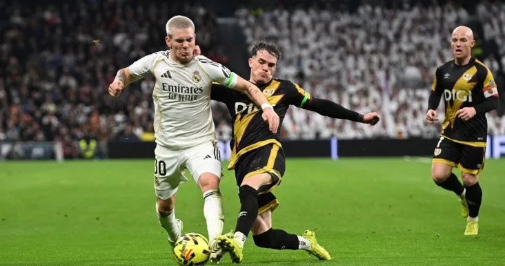 La Liqa: “Real” qələbəni son anda vurduğu penalti ilə qazandı VİDEO