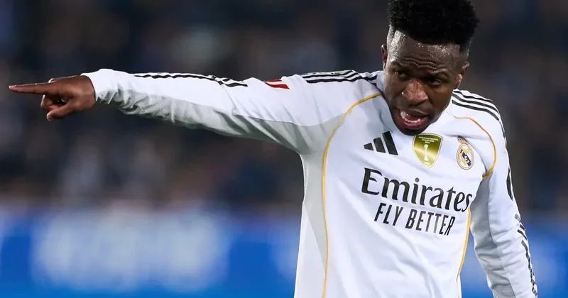 Bu gün Vinisius ehtiyatlı oynamağa məcbur qalacaq