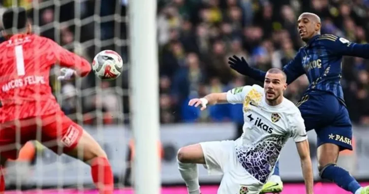 Fənərbaxça braziliyalını buraxmaq istəmir