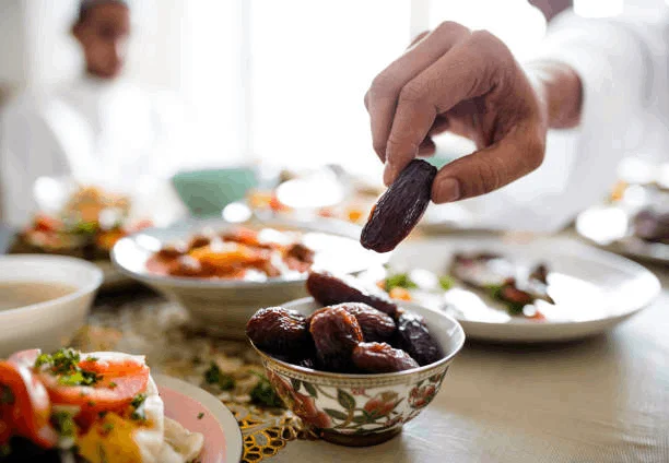 Iftar vaxtı Ramazanın ilk gününün duası