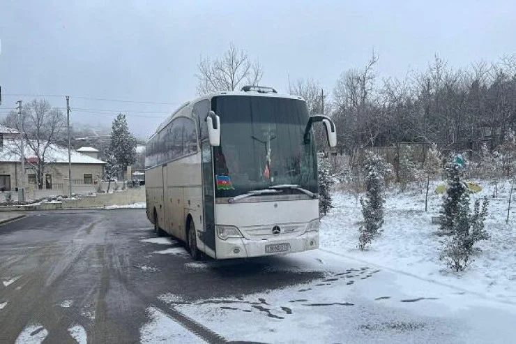 Bəzi rayonlara avtobusların hərəkəti dayandırıldı