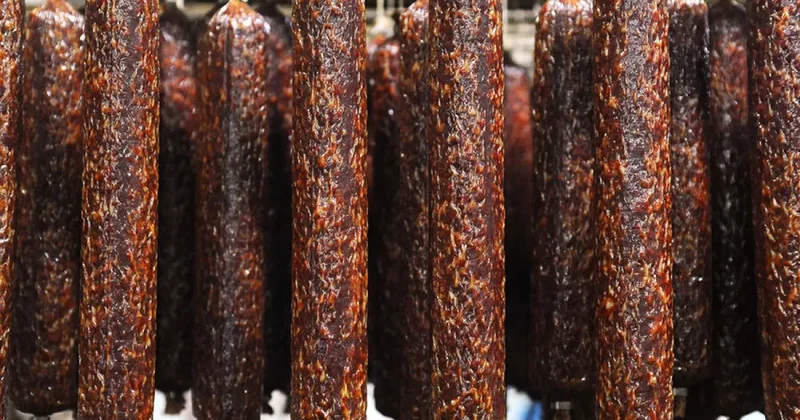 В РФ начинается обязательная маркировка мясной и колбасной продукции