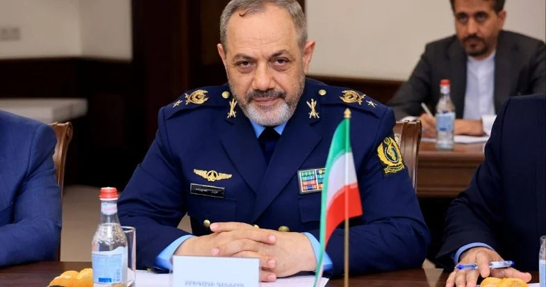 İran müdafiə naziri Əziz Nəsirzadə həlak oldu