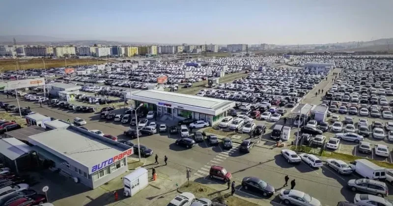 В Грузии увеличили пошлины на ввоз автомобилей старше трех лет