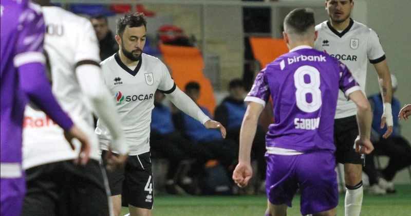 “Sumqayıt” “Neftçi” oyunu 2 manata