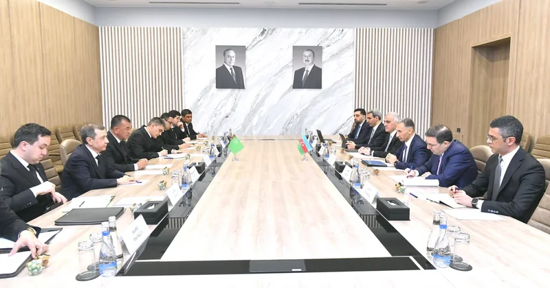 Azərbaycan Türkmənistan arasında nəqliyyat əməkdaşlığının genişləndirilməsi müzakirə olunub