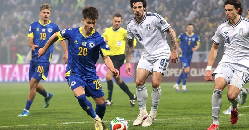 İtaliya yığmasının futbol üzrə Dünya Kubokundakı uğursuzluğu siyasi qəzəbə səbəb oldu