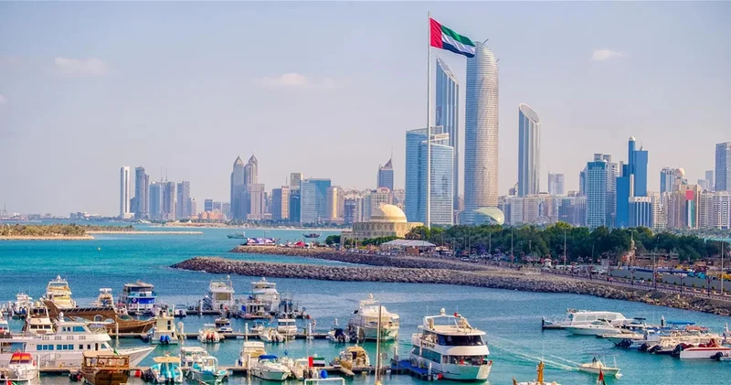 В авиакомпании Emirates сообщили, что гражданам Ирана запретили въезд в ОАЭ