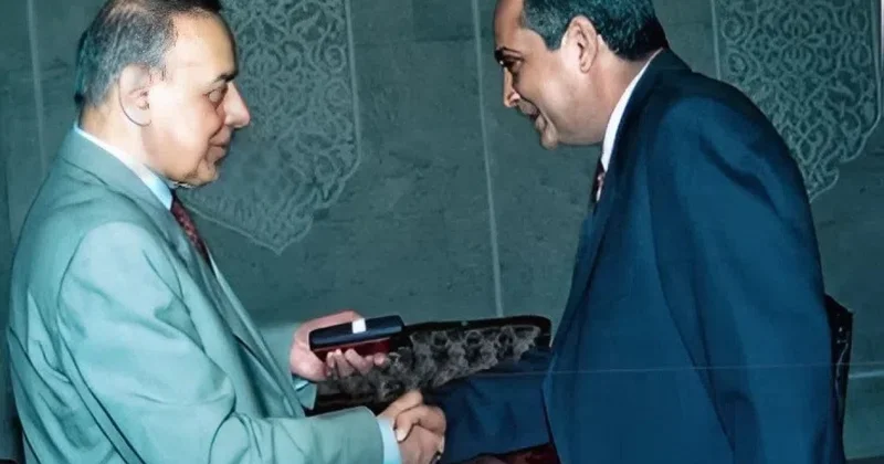 Rasim Balayev: Heydər Əliyev mənə dedi ki, şöhrət başını gicəlləndirməsin TARİXİ ŞƏXSİYYƏT