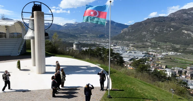 Azərbaycan Bayrağı İtaliyanın “Miravalle” yüksəkliyində dalğalanır