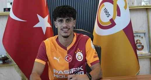 “Qalatasaray”ın futbolçusu “Anderlext”in hədəfində