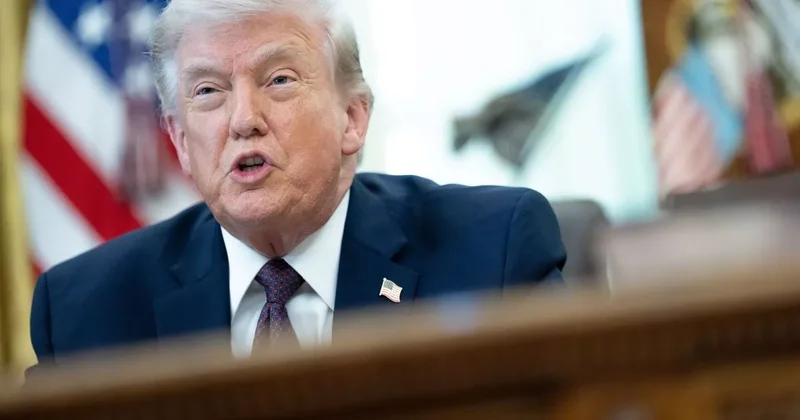 Трамп: То, что происходит в проливе, нас не касается