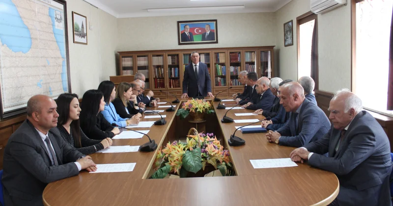 AMEA nın Naxçıvan Bölməsində Bəxtiyar Vahabzadəyə həsr olunan elmi konfrans keçirilib