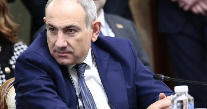 Paşinyan Moskvanın etimadını bərpa etməyə çalışır