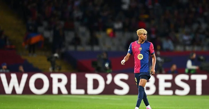 Lamin Yamal aprel ayının ən yaxşı futbolçusu seçildi