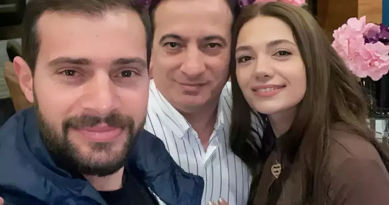 Xalq artisti kürəkənini təbrik etdi