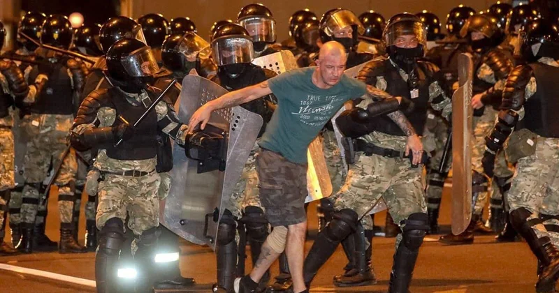 Belarusda çevrilişə cəhd edən amerikalı azadlığa buraxıldı