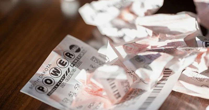 ABŞ sakini 40 illik uğursuzluqdan sonra lotereyada milyonlar uddu