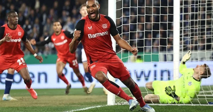 Bavariya Bayer in lideri uğrunda Barselona ilə mübarizə aparacaq