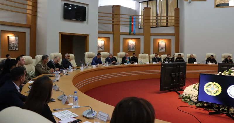 FHN Akademiyasında iqlim dəyişikliyi ilə bağlı konfrans keçirilib