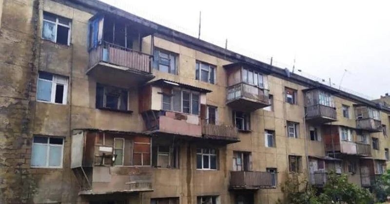 Bakıda bu tikililərdə yaşayan sakinlərin NƏZƏRİNƏ