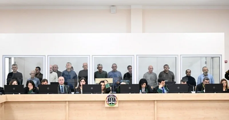 Hərbi cinayətlər törətməkdə təqsirləndirilən erməniəsilli şəxslərin məhkəməsi keçirilir