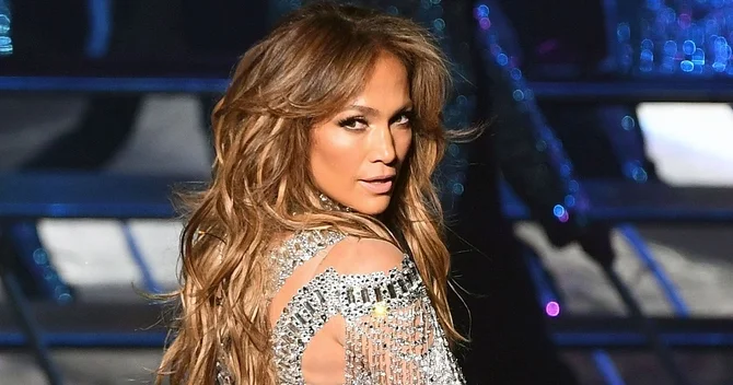 Cennifer Lopez dünya turuna çıxır Açılış bu istirahət mərkəzində olacaq
