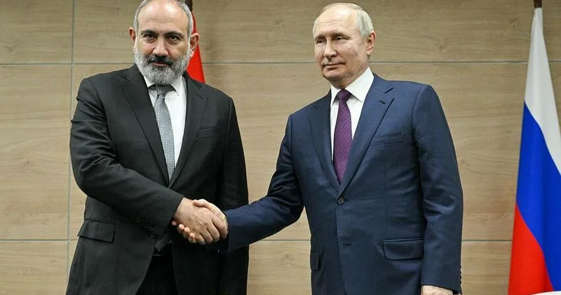 Ermənistan KİV: Paşinyan Moskvada gecələməyə hazırlaşır