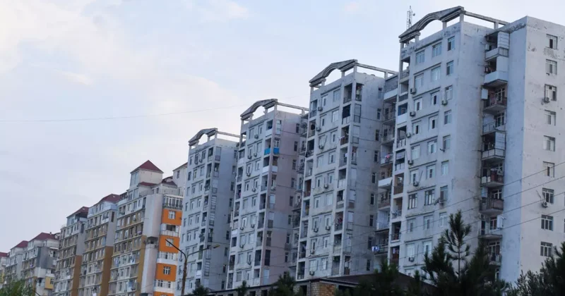 В Баку займутся проверкой старых построек