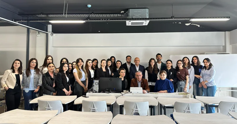 “Boris Pasternak, İosif Brodski: Rus şeirində iki səs, bir əks səda...” seminar