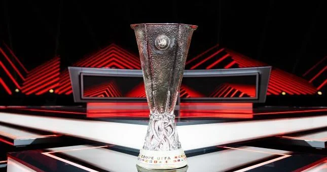 Tottenhem və Mançester Yunayted dən qələbə