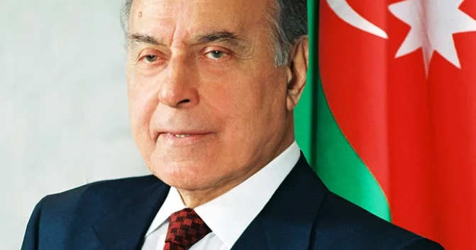 Heydər Əliyev və təhsilimiz