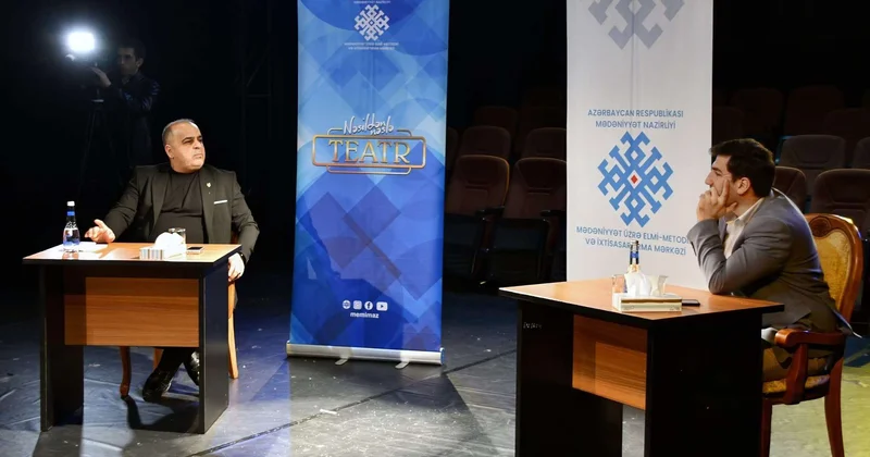 “Teatrla bağlı daha bir saat keçirdik”