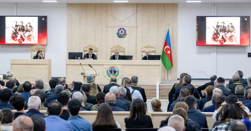 Ermənistan silahlı qüvvələrinin Qaradağlı kəndini işğal etməsi, azərbaycanlıları vəhşicəsinə qətlə yetirməsi, işgəncə verməsi ilə bağlı sənədlər məhkəmədə tədqiq olunub