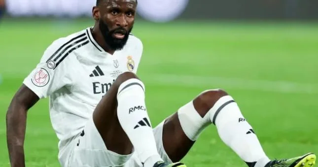 Rüdiger karyerasını erkən başa vura bilər