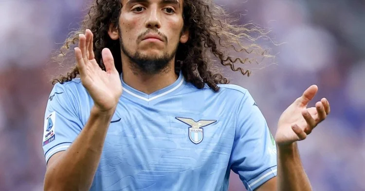 Fransalı futbolçu Premyer Liqaya qayıda bilər