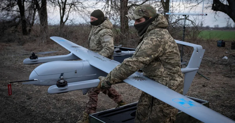Украинские дроны ударили по рынку в оккупированных Алешках: много жертв видео