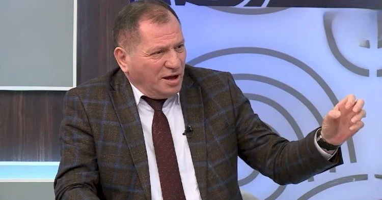 Anar Vəziroğlu: “Arvadıma “səni sevirəm, ölürəm” deməmişəm”.