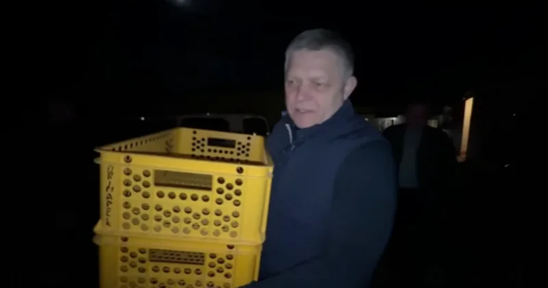 Slovakiyanın baş naziri çörək zavodunda gecə növbəsində işə başlayıb VİDEO
