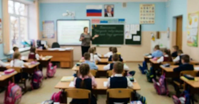 Moskvada dördüncü sinif şagirdi evdən gətirdiyi bıçaqla müəlliməni bıçaqlayıb