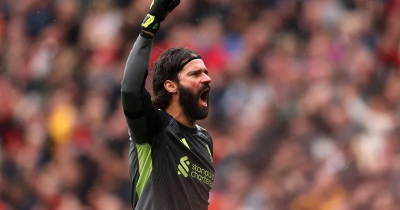 “Liverpul” Alissonun zədəsinin nə vaxt sağalacağını açıqlayıb