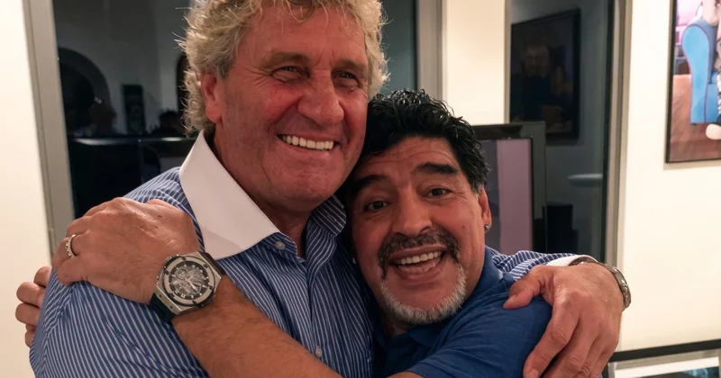 Maradonanın tarixi forması hərraca çıxarılır FOTO