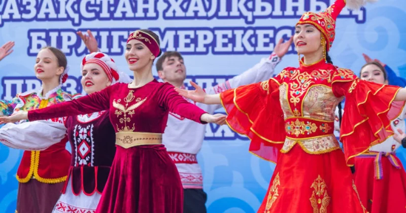 В Казахстане проходят более 5 тысяч мероприятий ко Дню единства народа