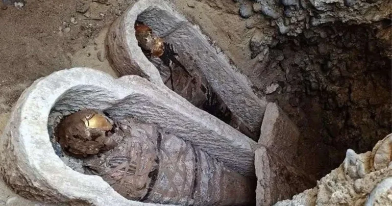Tarixdə ilk: Mumyanın qarnından Homerin şeirləri çıxdı