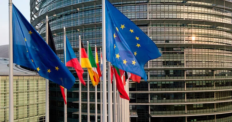 Европарламент прокомментировал новые пошлины Трампа