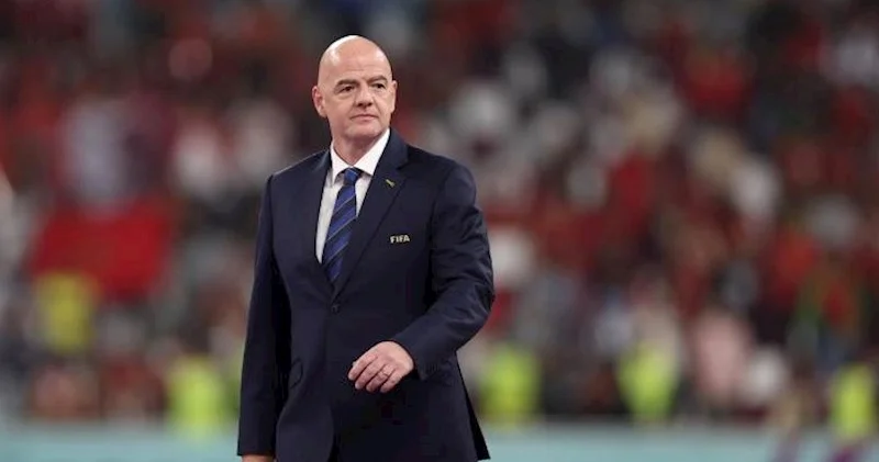 İnfantino yenidən FİFA prezidentliyinə namizədliyini irəli sürəcək